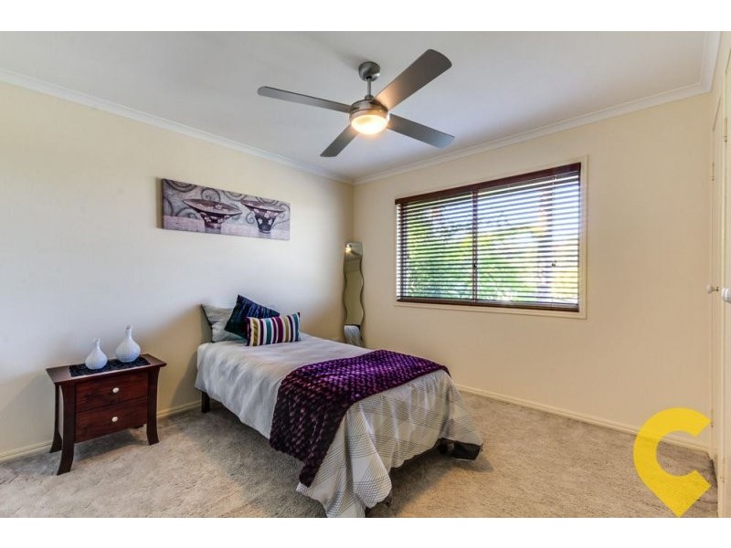 2/247 Springwood Rd, Springwood QLD 4127