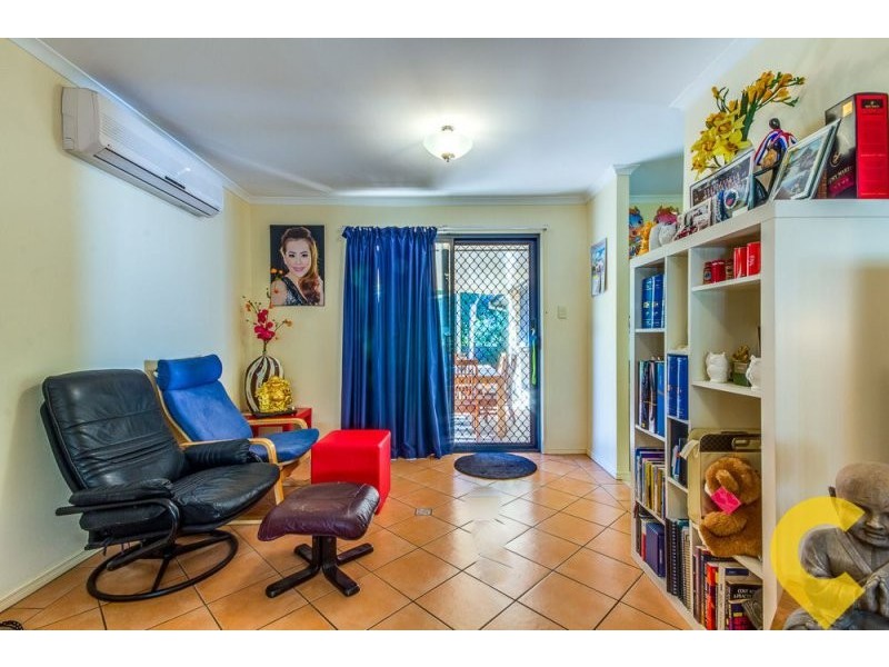 21 Alan Crescent, Eight Mile Plains QLD 4113