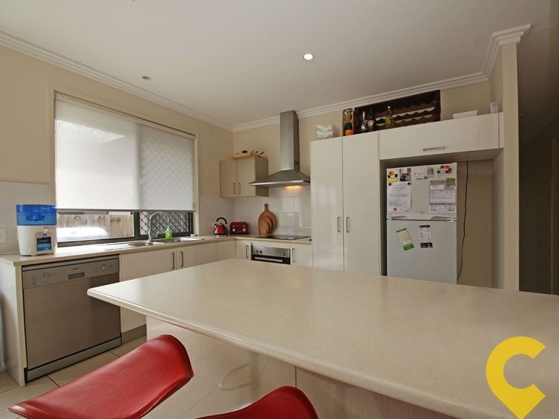 22 Williams Crescent, North Lakes QLD 4509