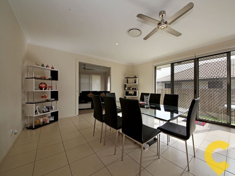 22 Williams Crescent, North Lakes QLD 4509