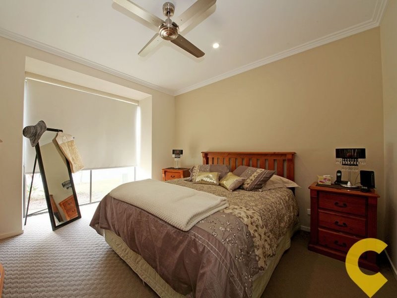 22 Williams Crescent, North Lakes QLD 4509