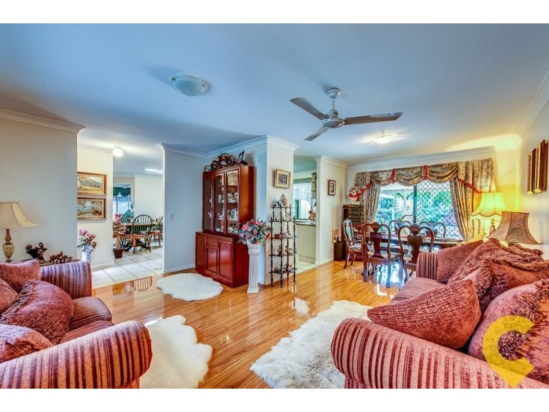 15 Fraser Place, Forest Lake QLD 4078