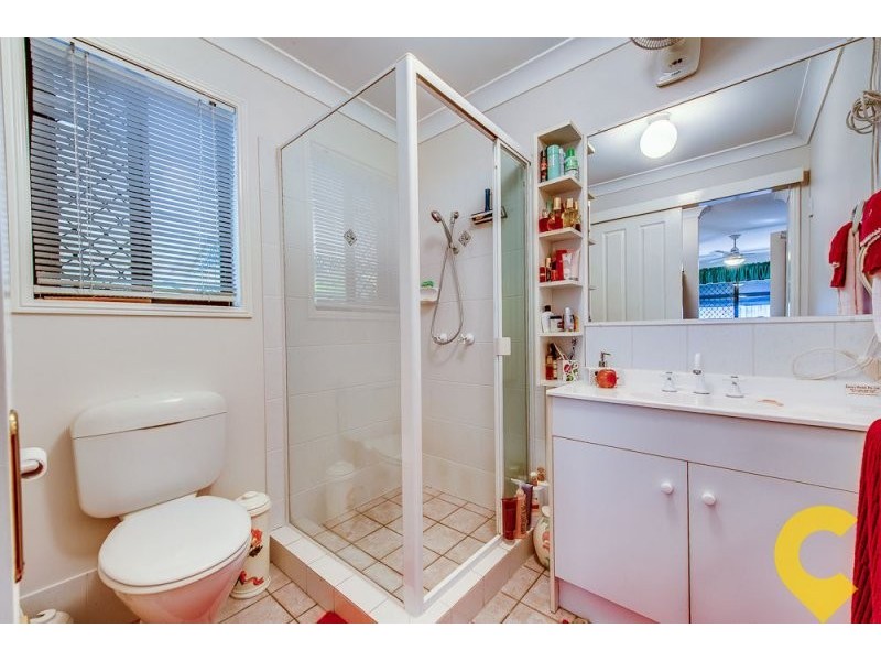 15 Fraser Place, Forest Lake QLD 4078