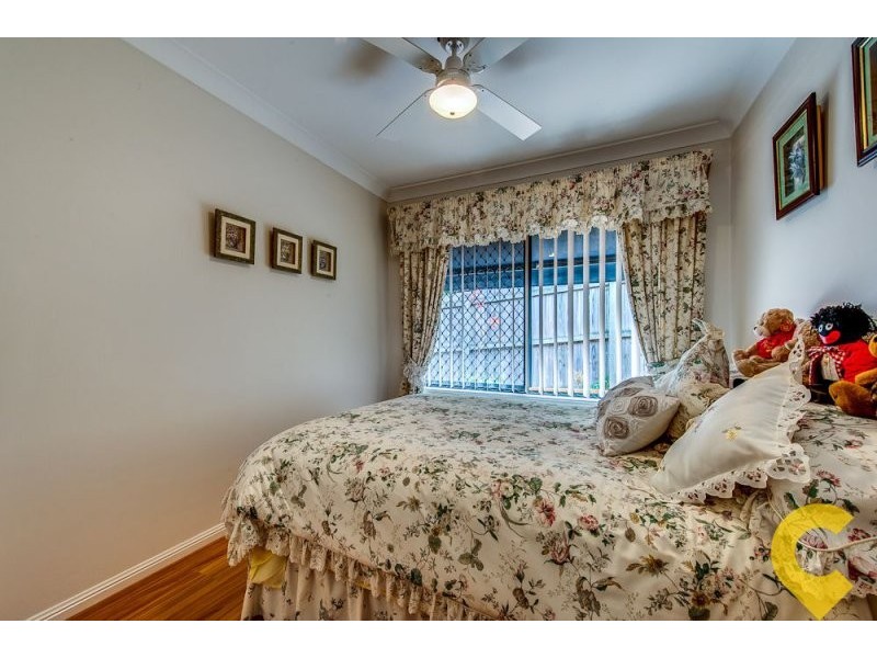 15 Fraser Place, Forest Lake QLD 4078