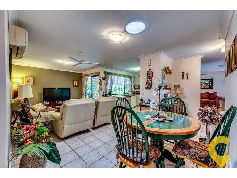 15 Fraser Place, Forest Lake QLD 4078