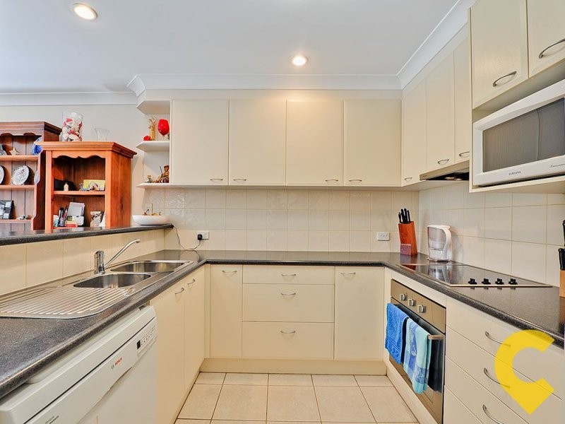 2/4-6 Wattle Street, Victoria Point QLD 4165