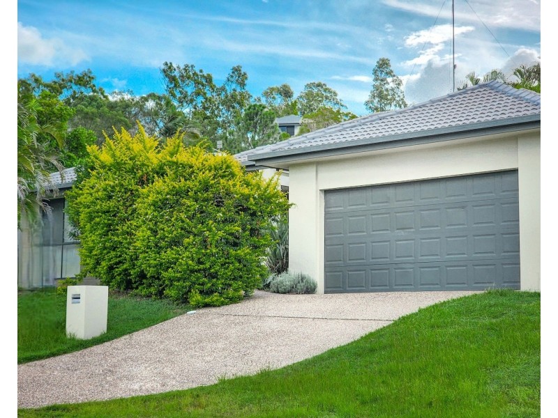 1 Gould Place, Pacific Pines QLD 4211