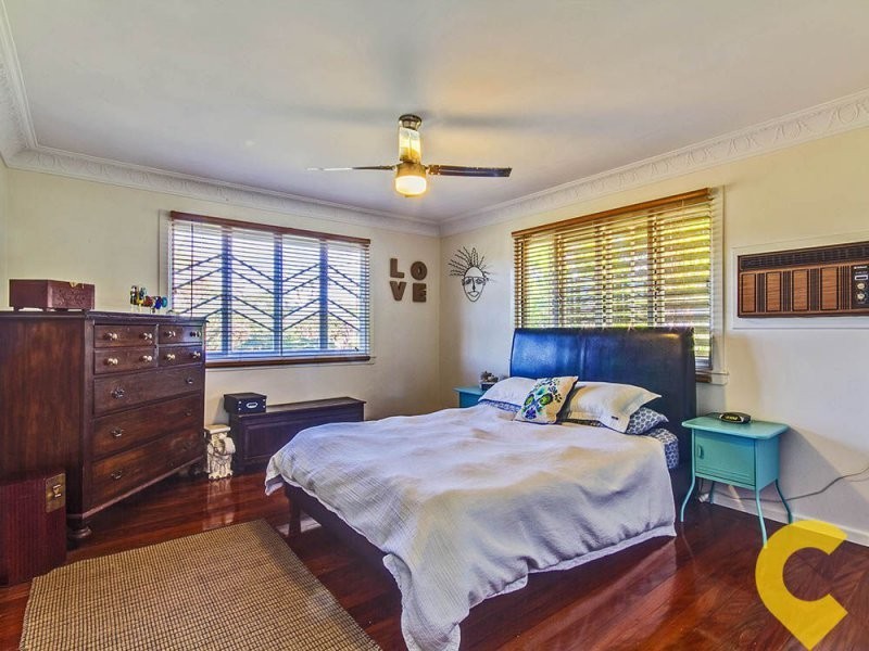 48 Watcombe Street, Wavell Heights QLD 4012