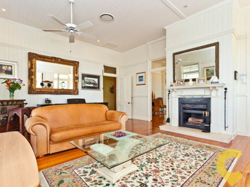 46 Eagle Terrace, Sandgate QLD 4017
