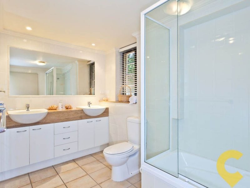 46 Eagle Terrace, Sandgate QLD 4017