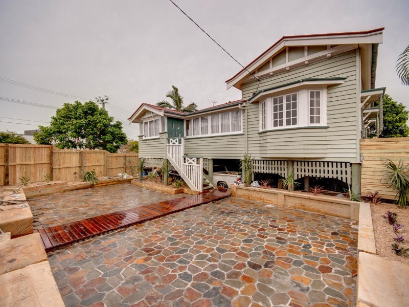 2 Gail Street, Kedron QLD 4031