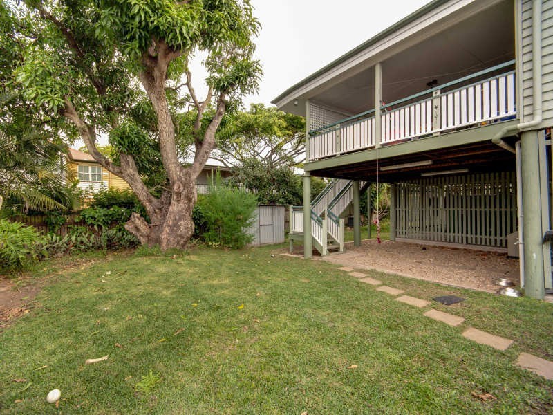 2 Gail Street, Kedron QLD 4031