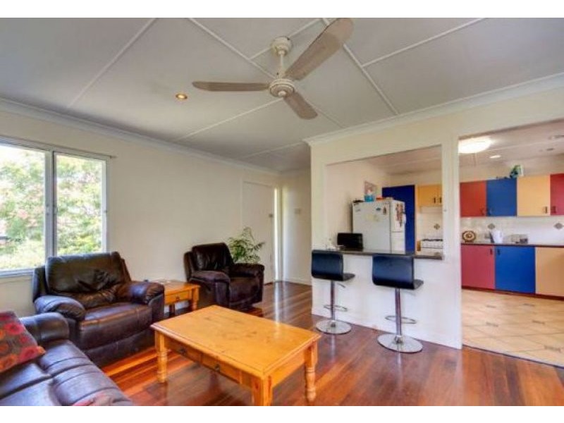 15 Sedgemoor Street, Stafford Heights QLD 4053