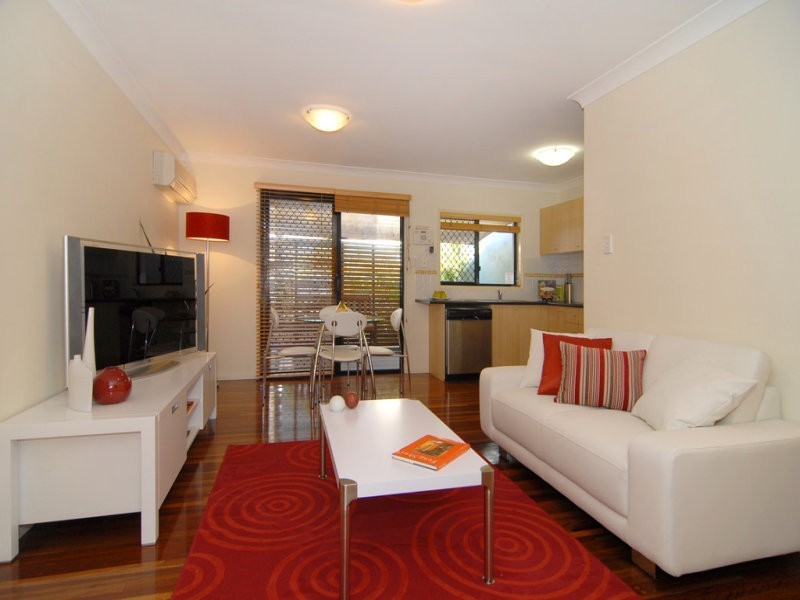 2/16 Denman Street, Alderley QLD 4051