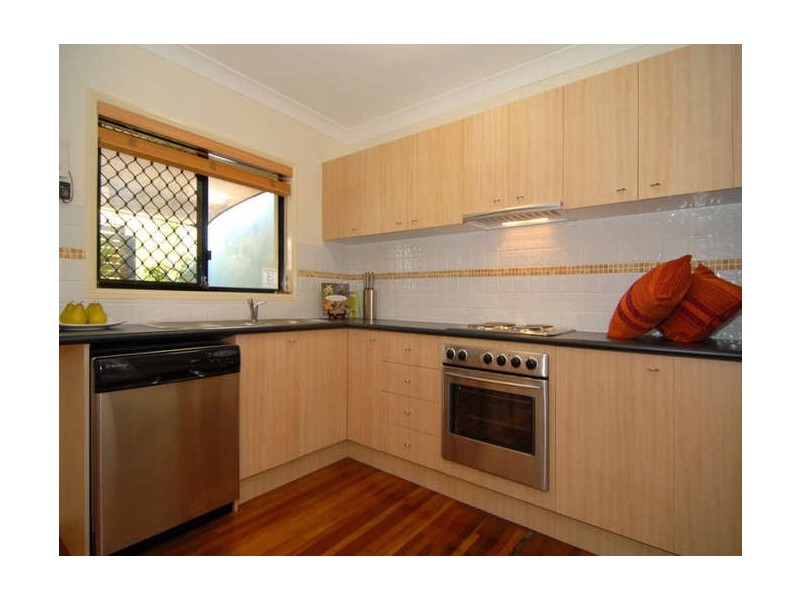 2/16 Denman Street, Alderley QLD 4051