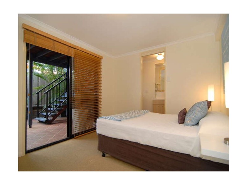 2/16 Denman Street, Alderley QLD 4051