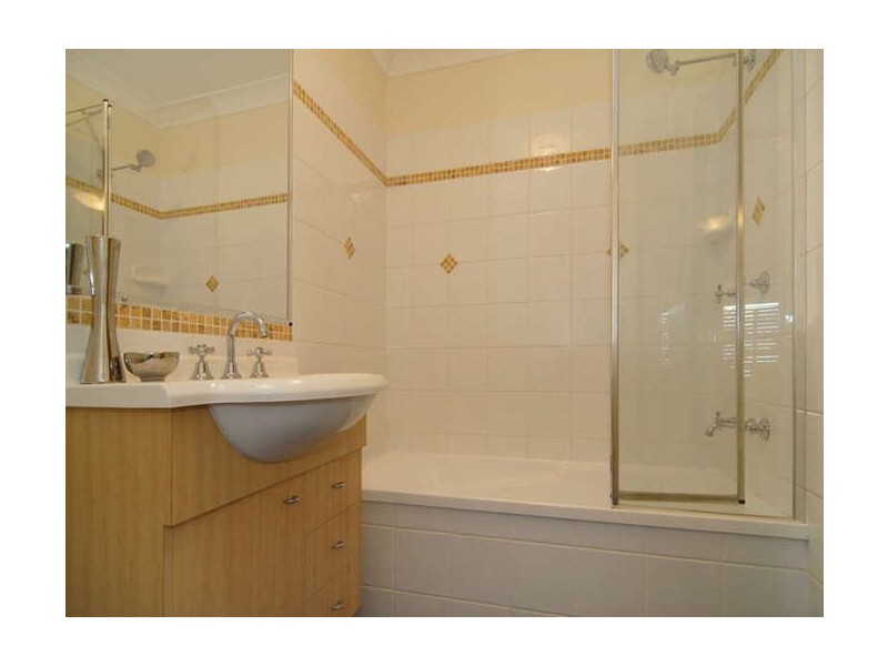 2/16 Denman Street, Alderley QLD 4051