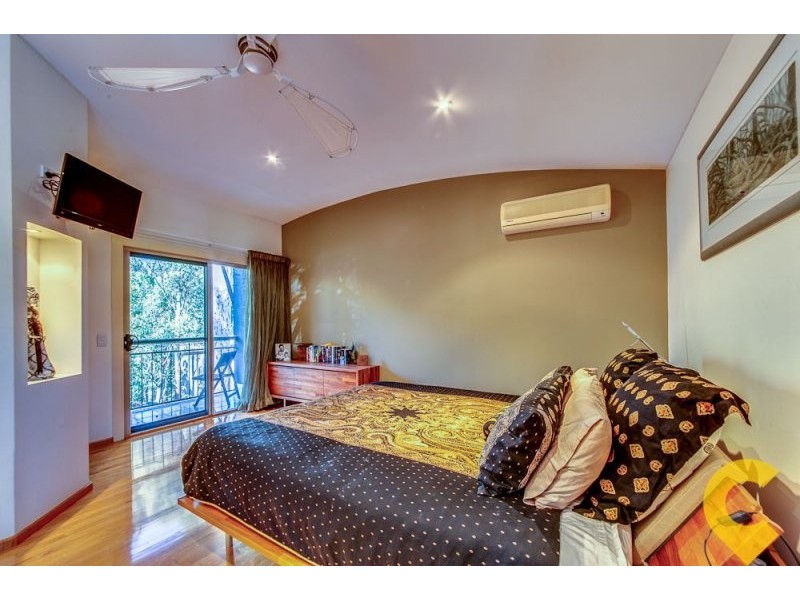 9 Nankin Street, Fig Tree Pocket QLD 4069