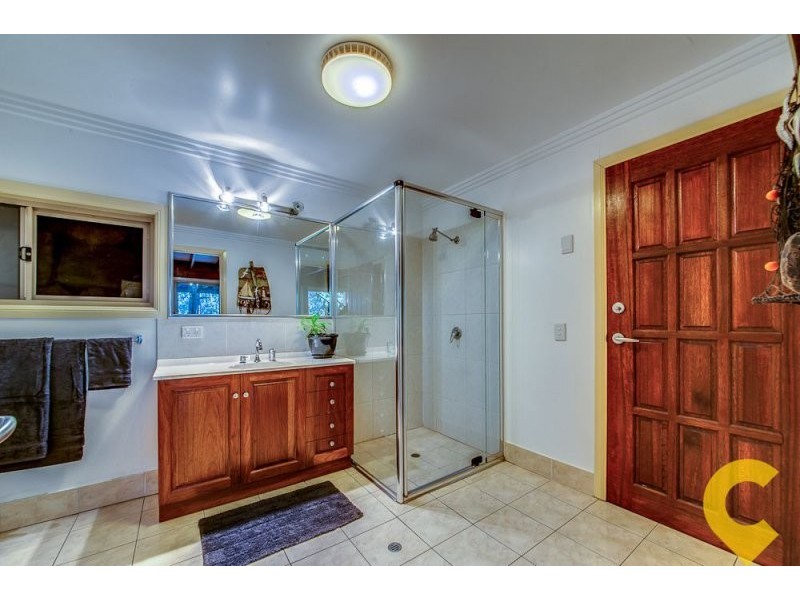 9 Nankin Street, Fig Tree Pocket QLD 4069