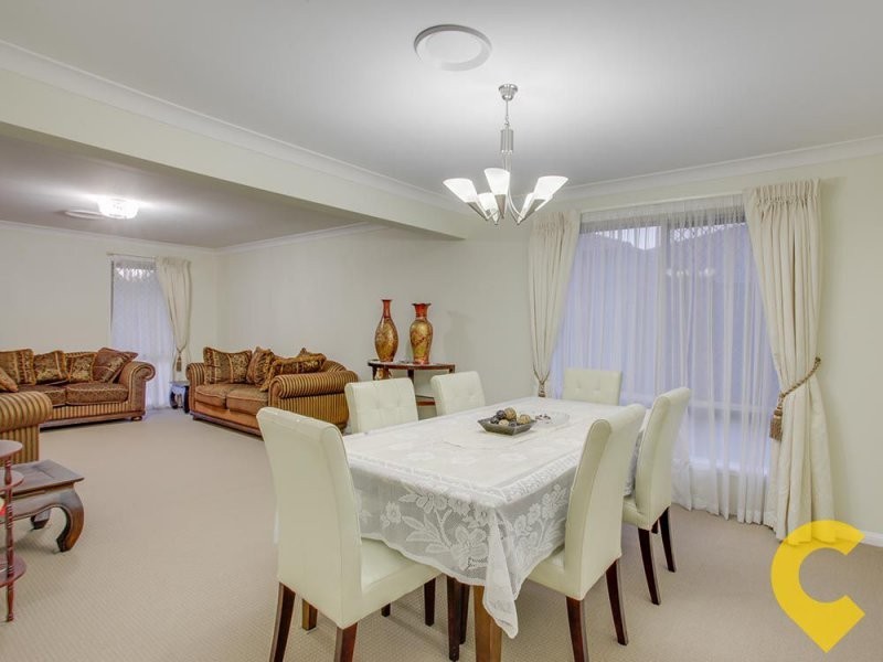 21 Somerset Drive, Carseldine QLD 4034