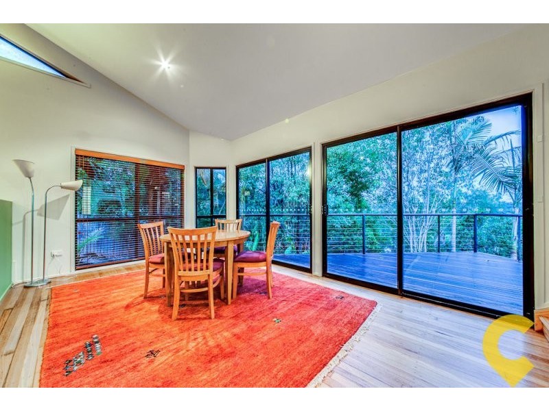 12 Woodfield Court, Ferny Hills QLD 4055