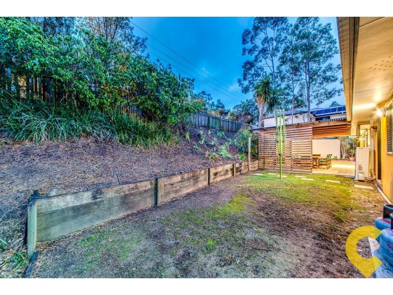 12 Woodfield Court, Ferny Hills QLD 4055