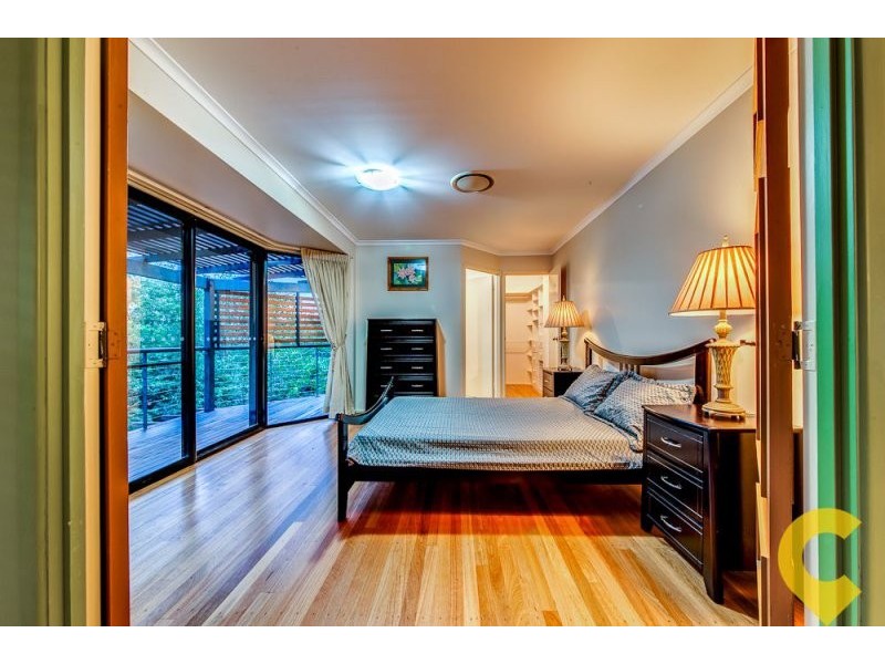 12 Woodfield Court, Ferny Hills QLD 4055