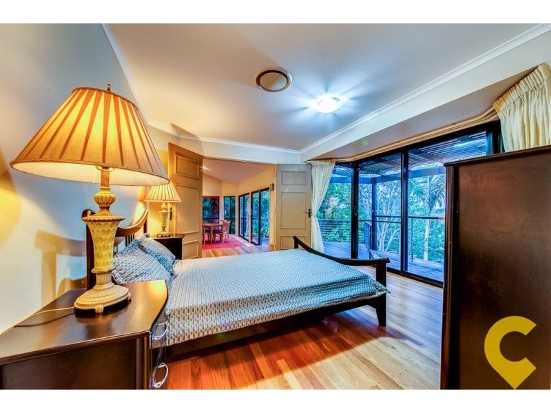 12 Woodfield Court, Ferny Hills QLD 4055