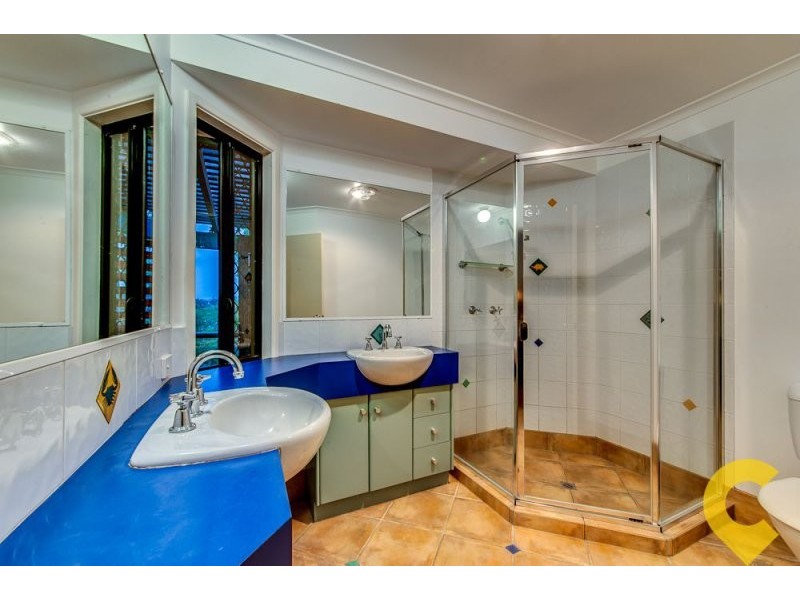 12 Woodfield Court, Ferny Hills QLD 4055