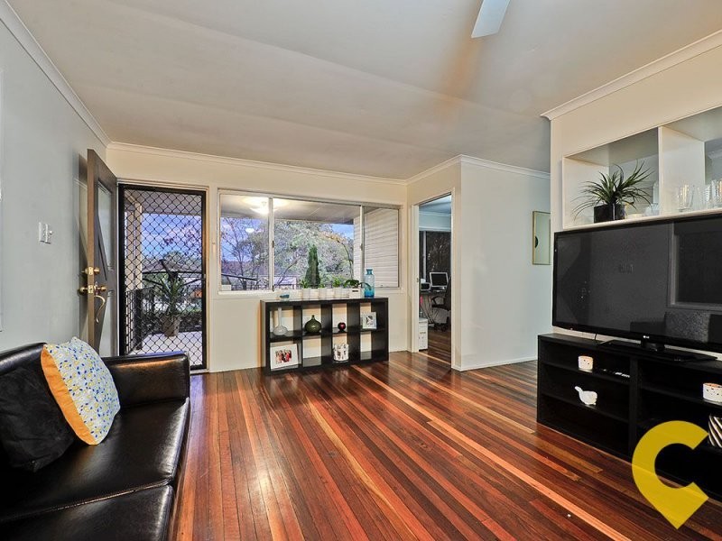 1 Warenda Street, Carina Heights QLD 4152