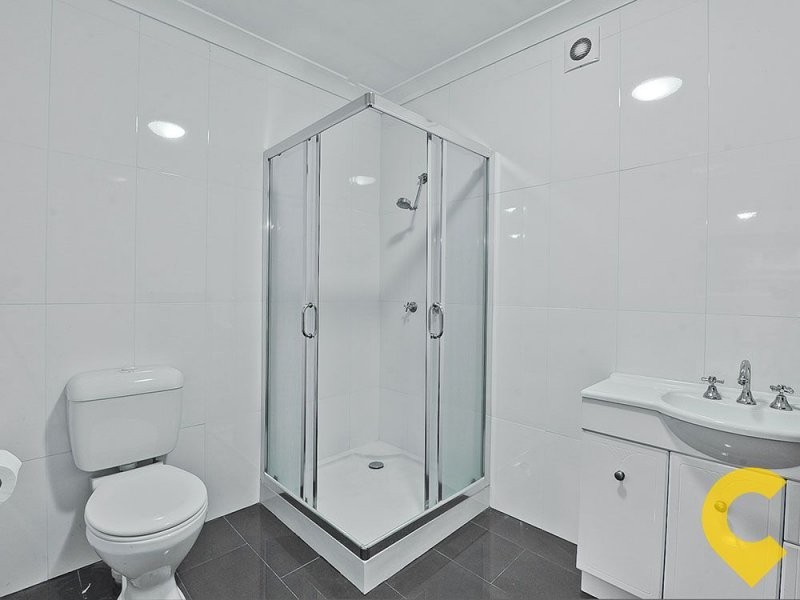 1 Warenda Street, Carina Heights QLD 4152