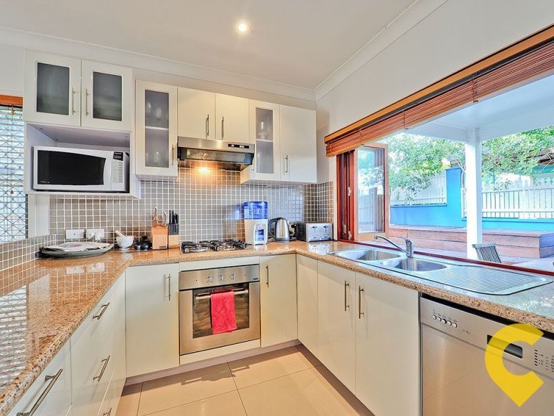 5 Blake Street, Wooloowin QLD 4030