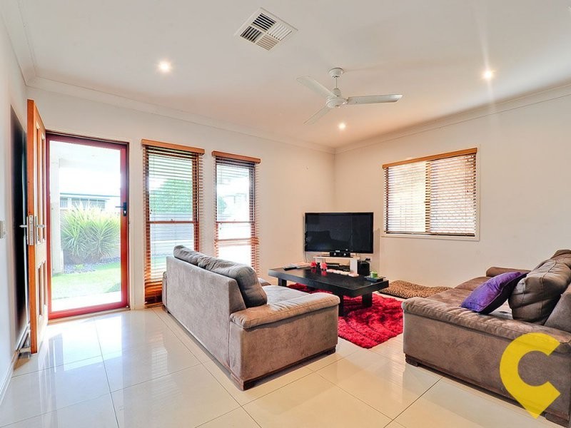 5 Blake Street, Wooloowin QLD 4030