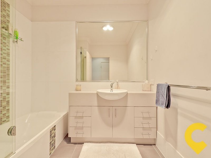 5 Blake Street, Wooloowin QLD 4030