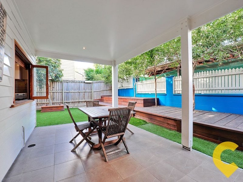 5 Blake Street, Wooloowin QLD 4030