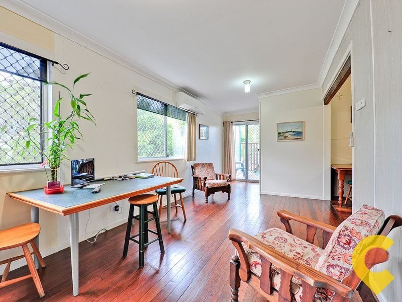 62 Sterculia Avenue, Holland Park West QLD 4121