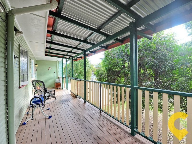 62 Sterculia Avenue, Holland Park West QLD 4121