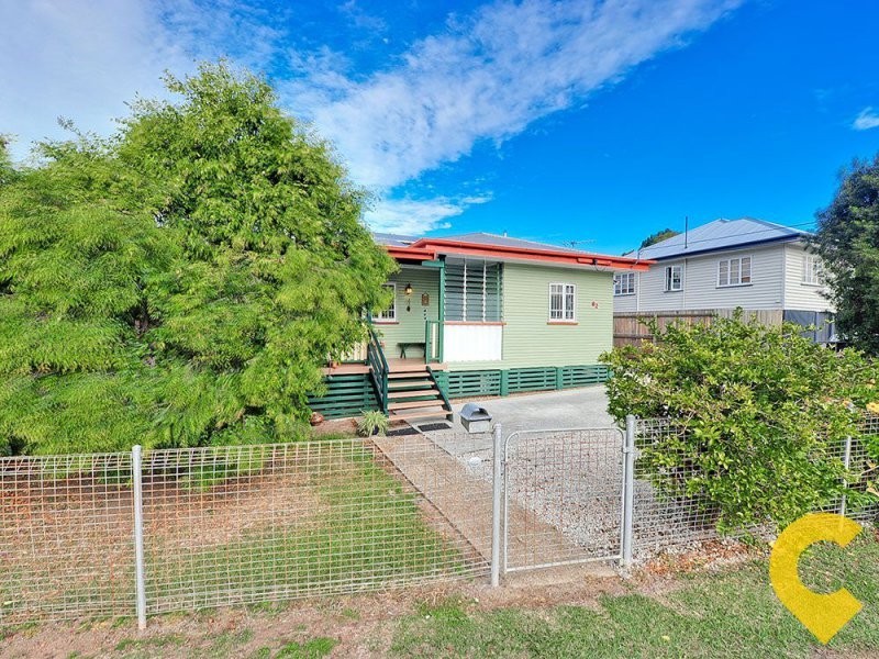 62 Sterculia Avenue, Holland Park West QLD 4121
