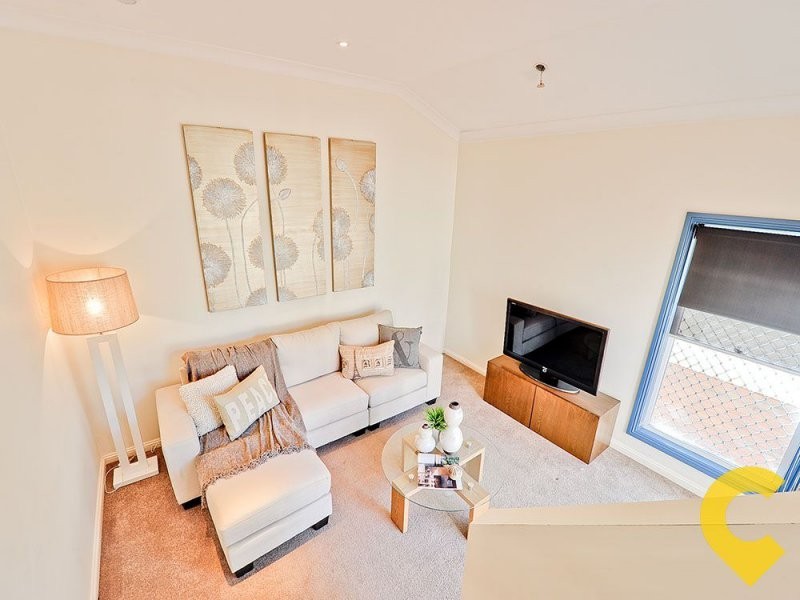 19 Water Street, Red Hill QLD 4059