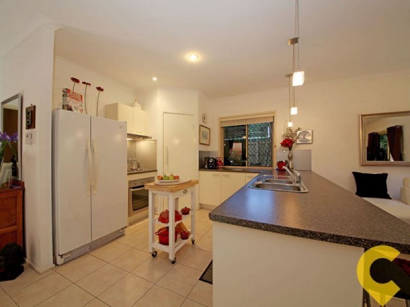 41 Palmtree Avenue, Scarborough QLD 4020
