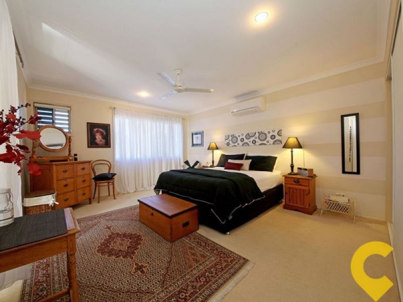 41 Palmtree Avenue, Scarborough QLD 4020