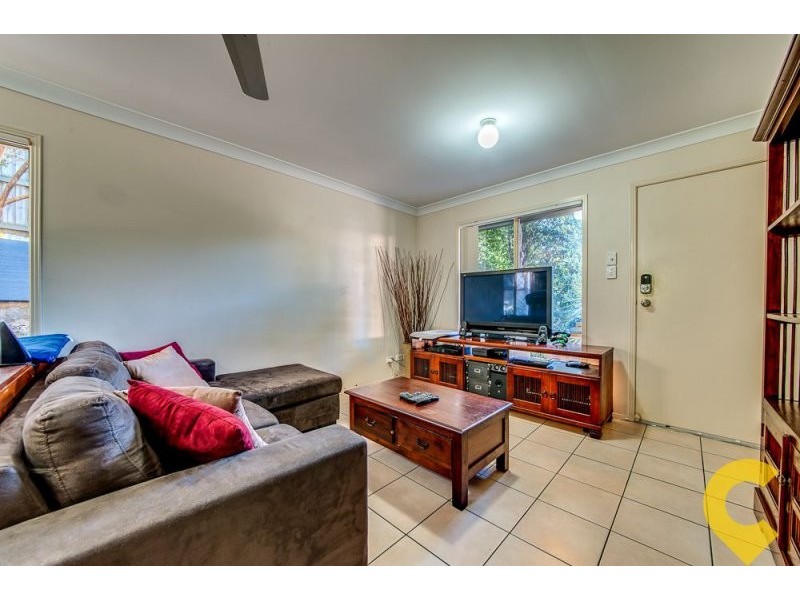 1/7 Glorious Way, Forest Lake QLD 4078