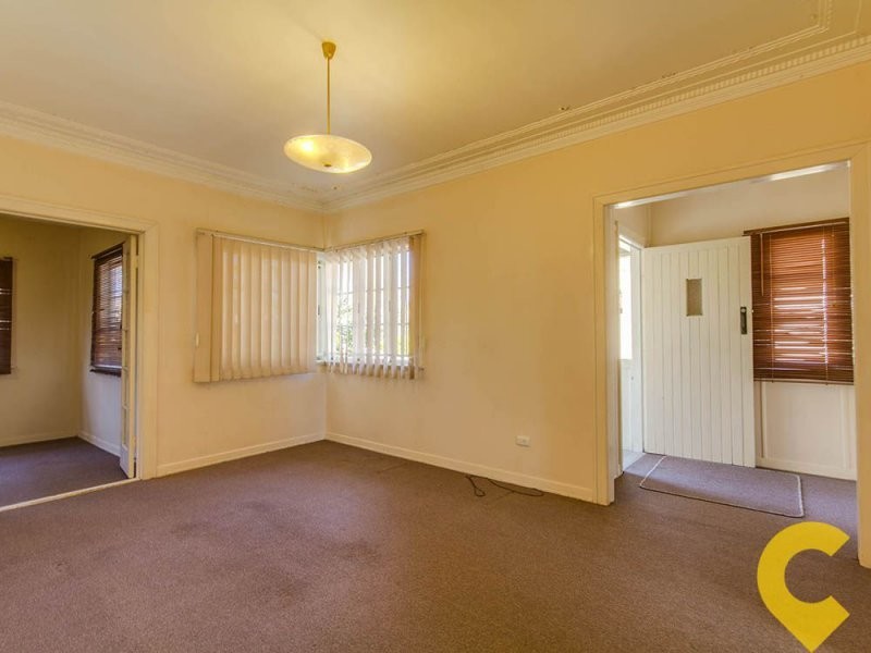 8 Lalor Street, Stafford Heights QLD 4053