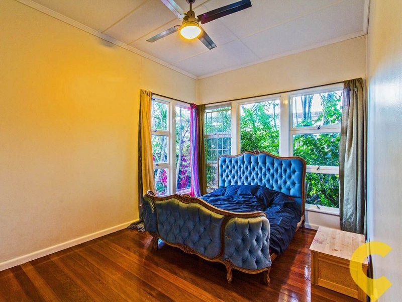 7 Smith Street, Deagon QLD 4017