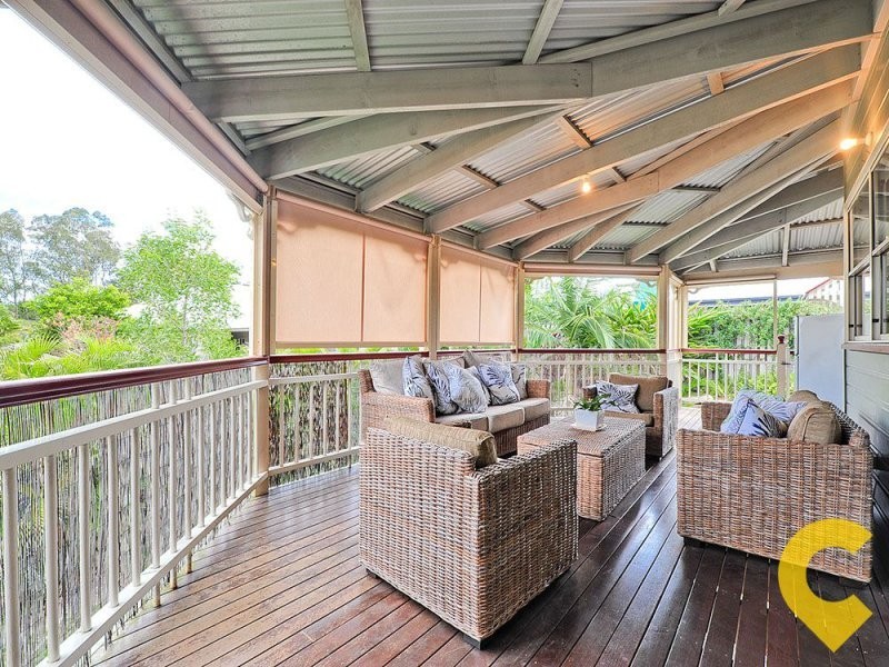 6 Ironbark Circuit, Everton Hills QLD 4053