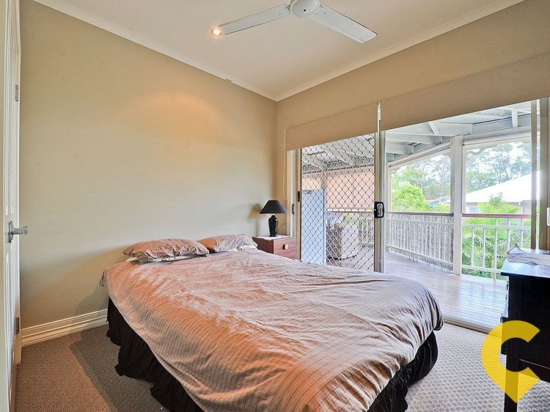 6 Ironbark Circuit, Everton Hills QLD 4053