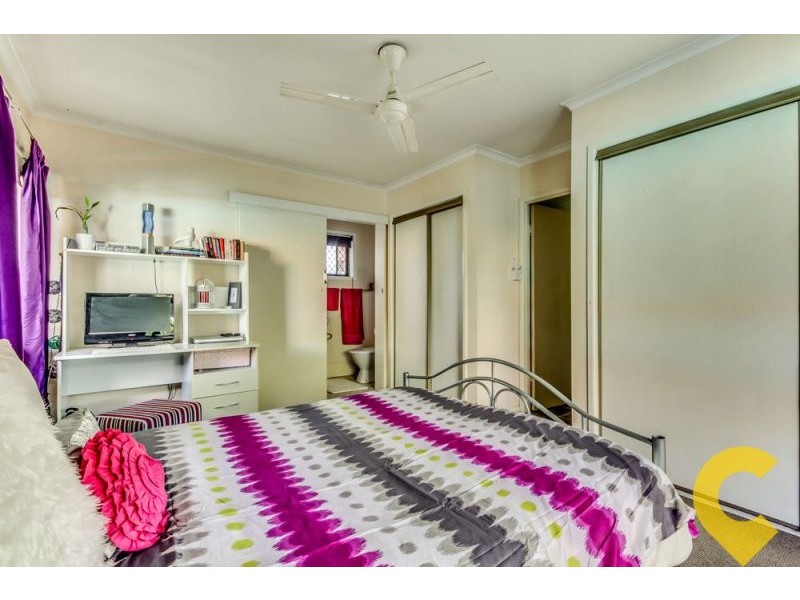 32 Wenlock Crescent, Springwood QLD 4127