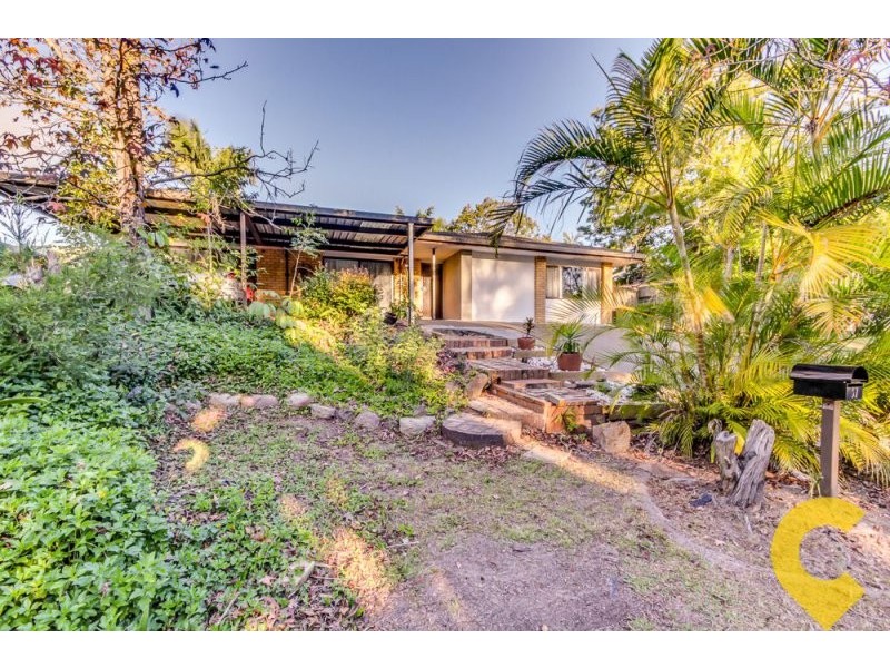 32 Wenlock Crescent, Springwood QLD 4127