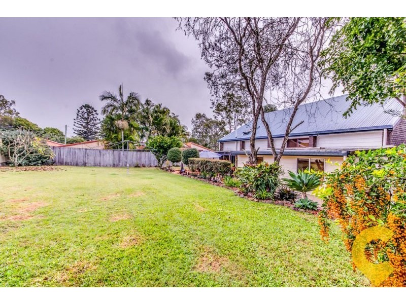 12 Wenlock Crescent, Springwood QLD 4127