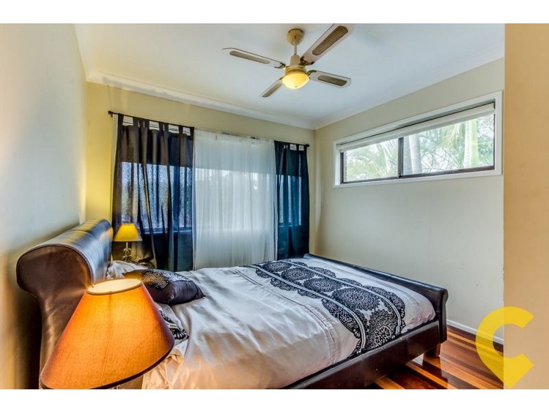 12 Wenlock Crescent, Springwood QLD 4127